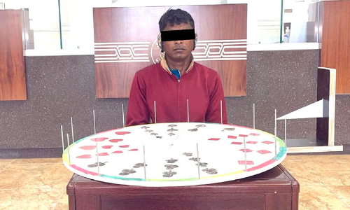 ചൂതാട്ടം: ഏഷ്യൻ വംശജൻ അറസ്റ്റിൽ