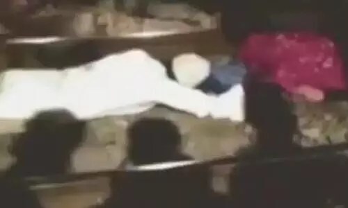 നന്ദി മെഹ്ബൂബ്, ആ ജീവൻ മുറുകെ പിടിച്ചതിന്- ട്രെയിനിനടിയിൽപ്പെട്ട പെൺകുട്ടിയെ രക്ഷിച്ച് യുവാവ്