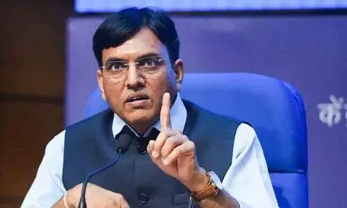 വിദഗ്ധ നിർദേശം ലഭിച്ചാലുടൻ 5-15 വയസ്സുകാർക്ക് കോവിഡ് വാക്സിൻ -കേന്ദ്ര ആരോഗ്യ മന്ത്രി