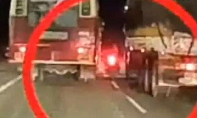 കെ.എസ്​.ആർ.ടി.സി ബസിടിച്ച്​ യുവാക്കളുടെ മരണം: അന്വേഷിക്കാൻ പ്രത്യേക സംഘം