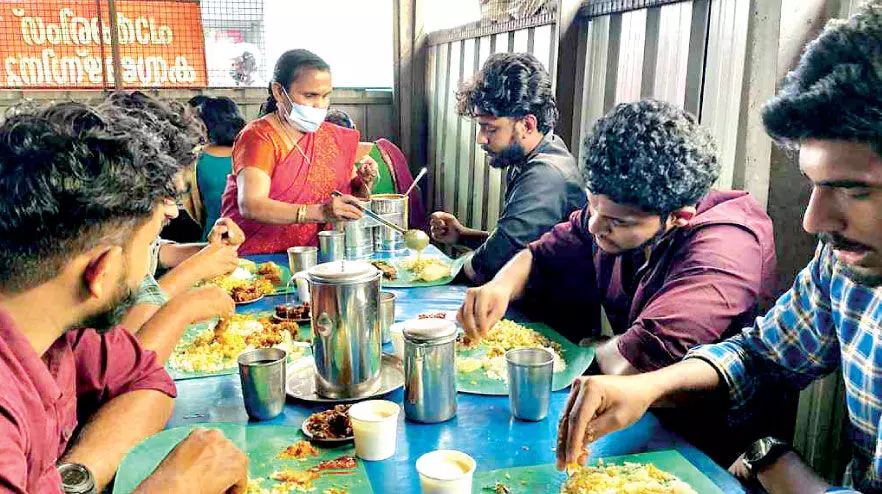 Return of Vava Suresh Free food distribution in Wandoor