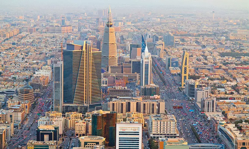 റിയാദിൽ ഇന്ന് താപനില ആറു ഡിഗ്രിയിലെത്തും റിയാദിൽ ഇന്ന് താപനില ആറു ഡിഗ്രിയിലെത്തും