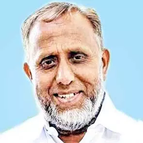 നി​സാ​ര്‍ ഖു​ര്‍ബാ​നി