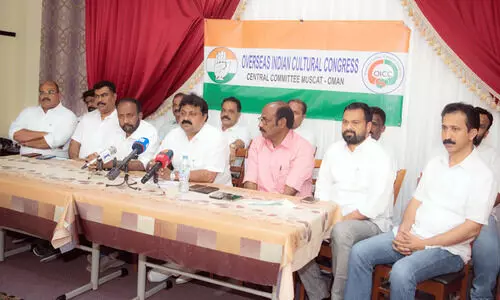 പിരിച്ചുവിട്ടത് കെ.പി.സി.സിയെ തെറ്റിദ്ധരിപ്പിച്ച് -ഒ.ഐ.സി.സി പിരിച്ചുവിട്ടത് കെ.പി.സി.സിയെ തെറ്റിദ്ധരിപ്പിച്ച് -ഒ.ഐ.സി.സി