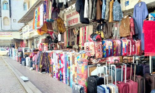 ത​ണു​ത്തു​റ​ഞ്ഞ്​ വി​ന്‍റ​ർ​ക​ച്ച​വ​ടം