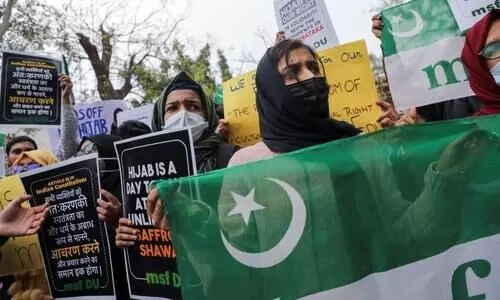 കർണാടക ഹിജാബ് നിരോധനം; അന്താരാഷ്ട്ര പ്രതികരണങ്ങൾ അറിയാം