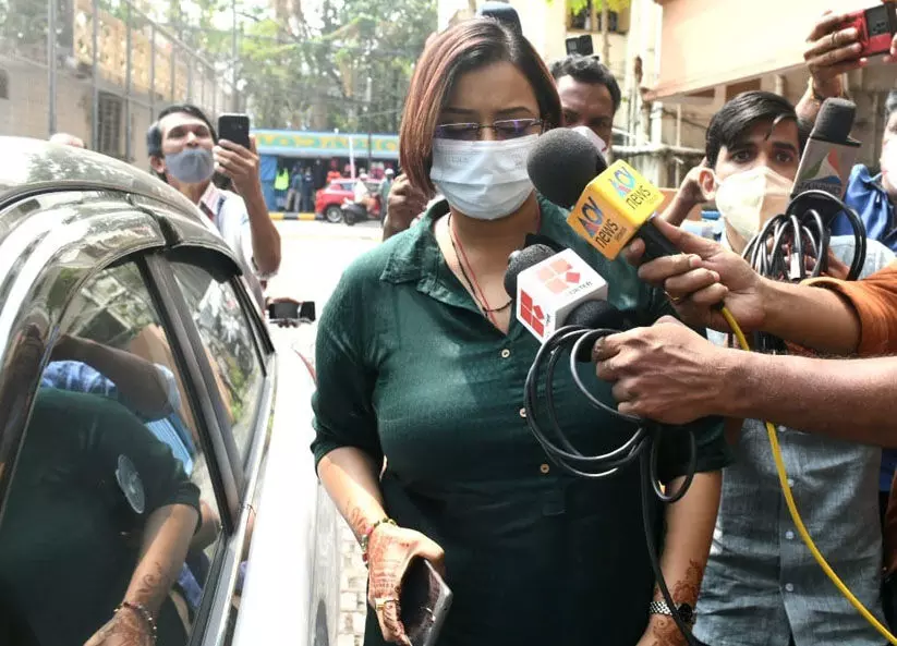 കാരണം പറയാനാകില്ല; സ്വപ്നക്കുവേണ്ടി ഹാജരാകുന്ന അഭിഭാഷകൻ പിന്മാറി