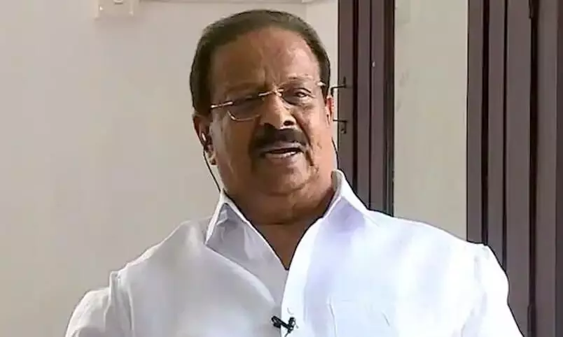 കെ.പി.സി.സി നിർവാഹകസമിതി യോഗം വെള്ളിയാഴ്ച; ചെന്നിത്തലയുടെ നീക്കങ്ങൾ ചർച്ചയാകും കെ.പി.സി.സി നിർവാഹകസമിതി യോഗം വെള്ളിയാഴ്ച; ചെന്നിത്തലയുടെ നീക്കങ്ങൾ ചർച്ചയാകും