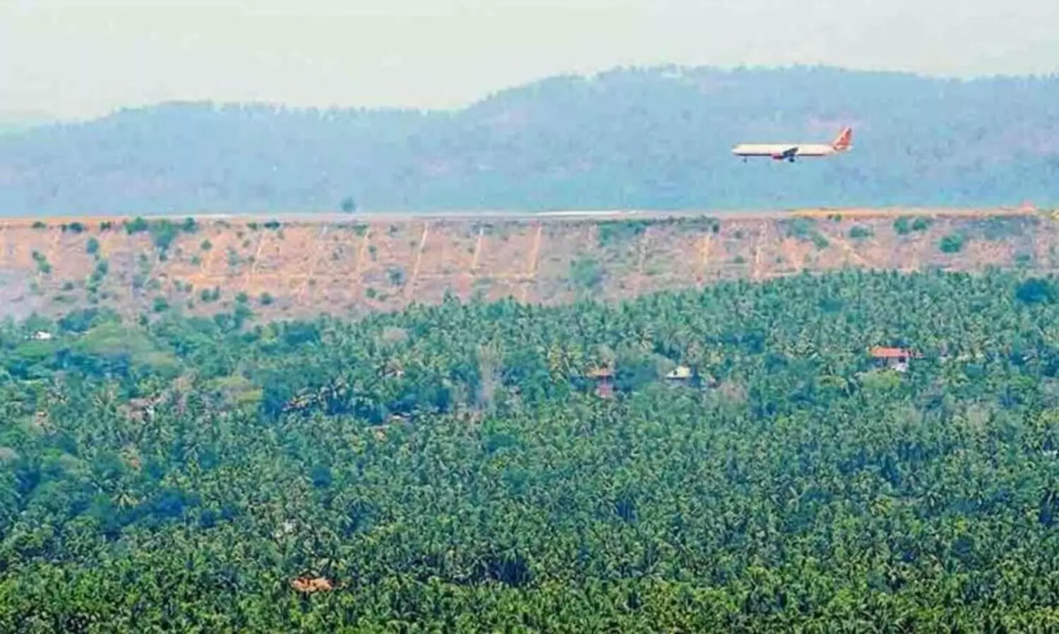 കരിപ്പൂരിലും ചരക്ക്​ നീക്കത്തിൽ പ്രതിസന്ധി