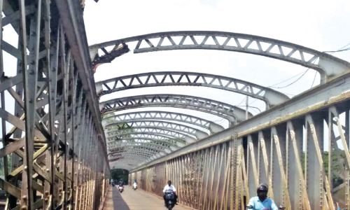 ഫറോക്ക് പഴയപാലം പുനരുദ്ധാരണം നടപടിയായില്ല
