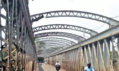 ഫറോക്ക് പഴയപാലം പുനരുദ്ധാരണം നടപടിയായില്ല