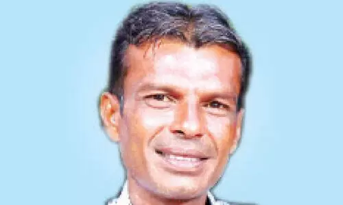 ഫു​ട്ബാ​ൾ താ​രം ട്രെ​യി​ൻ ത​ട്ടി മ​രി​ച്ചു