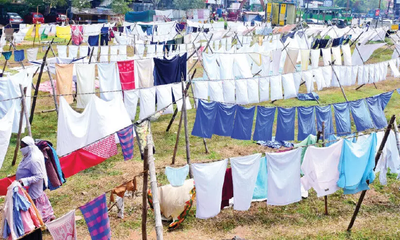 എത്ര അലക്കിവെളുപ്പിച്ചിട്ടും ഇൗ ജീവിതം ഇരുട്ടിൽ