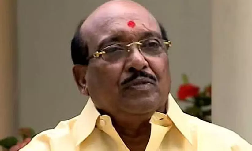 മുഖ്യമന്ത്രിയെ സന്ദർശിച്ച് വെള്ളാപ്പള്ളി നടേശൻ മുഖ്യമന്ത്രിയെ സന്ദർശിച്ച് വെള്ളാപ്പള്ളി നടേശൻ