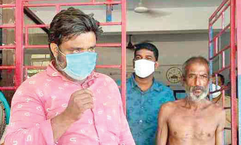 ടെലഫോണ് പോസ്റ്റ് മോഷ്ടിച്ച രണ്ടു പേർ പിടിയിൽ ടെലഫോണ് പോസ്റ്റ് മോഷ്ടിച്ച രണ്ടു പേർ പിടിയിൽ