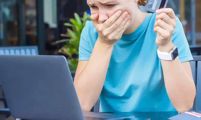 തട്ടിപ്പിലെ ഇരകൾക്ക് 180 ലക്ഷം ദിർഹം തിരികെ നൽകി പൊലീസ്