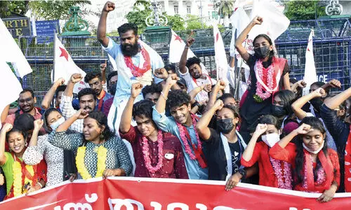 കോളജ്​ യൂനിയൻ തെരഞ്ഞെടുപ്പ്​; തി​രു​വ​ന​ന്ത​പു​രം ജില്ലയിൽ എസ്​.എഫ്​.ഐക്ക്​ മികച്ച വിജയം