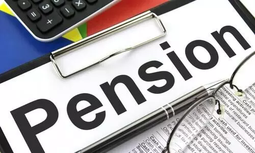 10 വ​ർ​ഷം ക​ഴി​ഞ്ഞി​ട്ടും അ​വ​ശ പെ​ൻ​ഷ​ൻ 300 രൂ​പ​യി​ൽ ത​ന്നെ