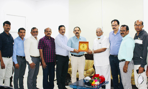 വേദമൂർത്തിക്ക്​ യാത്രയയപ്പ്​ നൽകി