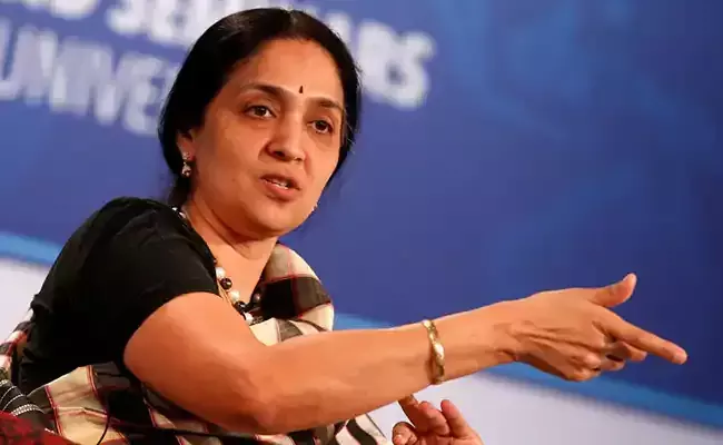 സീഷെല്ലിലേക്ക്​ പോകാൻ തയാറാകാൻ പറഞ്ഞു; ചിത്രരാമകൃഷ്ണയും വിവാദ യോഗിയും തമ്മിലുള്ള കൂടുതൽ സംഭാഷണങ്ങൾ പുറത്ത്​