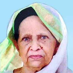 ഫാ​ത്തി​മ ബീ​വി