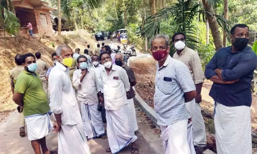 ചെ​ര​ണ്ട​ത്തൂർ സ്ഫോടനം: ആർ.എസ്.എസ് പ്രതിക്കൂട്ടിൽ, പ്രതിഷേധം വ്യാപകം