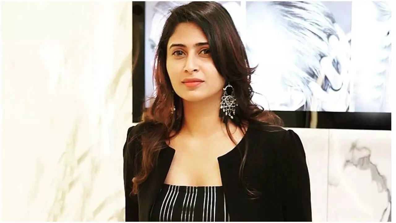 അയിഷ സുൽത്താനക്കെതിരായ രാജ്യദ്രോഹം; തുടർനടപടികൾ ഹൈക്കോടതി സ്റ്റേ ചെയ്തു അയിഷ സുൽത്താനക്കെതിരായ രാജ്യദ്രോഹം; തുടർനടപടികൾ ഹൈക്കോടതി സ്റ്റേ ചെയ്തു