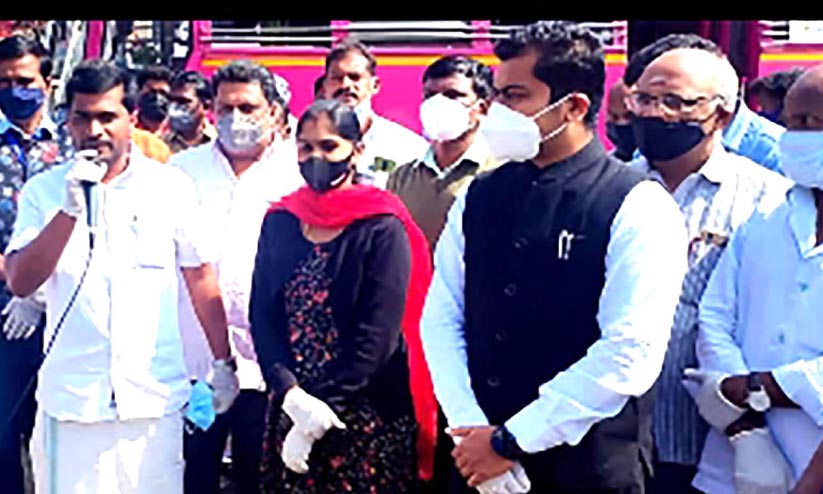 മുതിരപ്പുഴയാറിന്റെ വീണ്ടെടുപ്പിന് മൂന്നാറിൽ തുടക്കം മുതിരപ്പുഴയാറിന്റെ വീണ്ടെടുപ്പിന് മൂന്നാറിൽ തുടക്കം