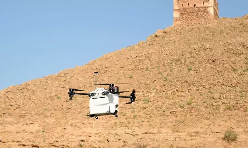 പാ​ഴ്​​സ​ൽ സേ​വ​ന​ത്തി​ന് ഇ​നി ഡ്രോ​ണു​ക​ളും