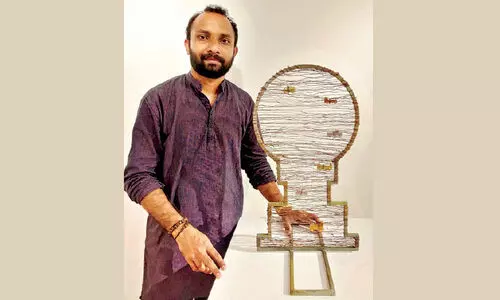 ഇത് പൊള്ളുന്ന കാഴ്ചകളുടെ ലോക (ഹ) ശിൽപങ്ങൾ