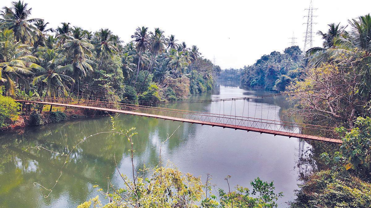 Peralassery offers riverside views Peralassery offers riverside views