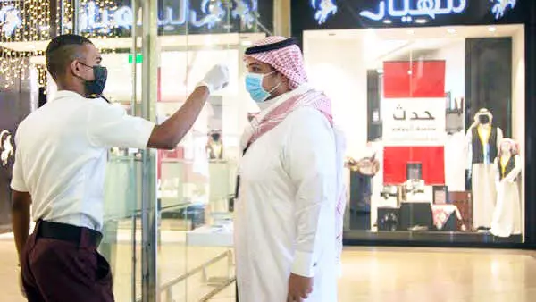 കോവിഡ് പ്രതിരോധം: മാനദണ്ഡങ്ങൾ ലംഘിക്കുന്നവർക്കുള്ള പിഴ പുതുക്കി കോവിഡ് പ്രതിരോധം: മാനദണ്ഡങ്ങൾ ലംഘിക്കുന്നവർക്കുള്ള പിഴ പുതുക്കി