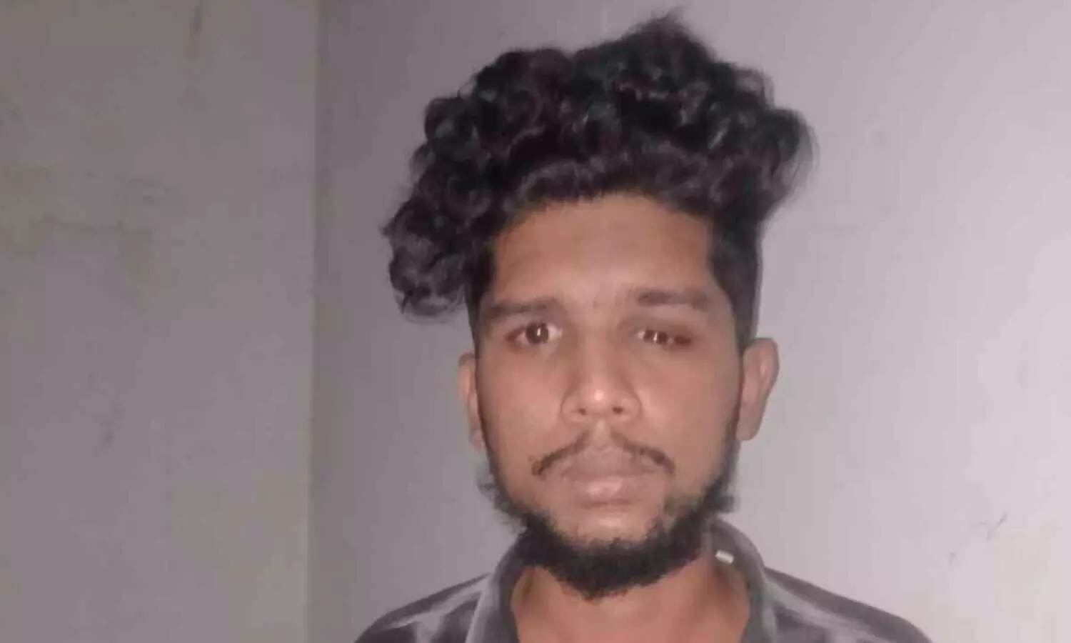 ഫോട്ടോ മോർഫ് ചെയ്ത് പ്രചരിപ്പിക്കുമെന്ന് ഭീഷണി; യുവാവ് അറസ്റ്റിൽ