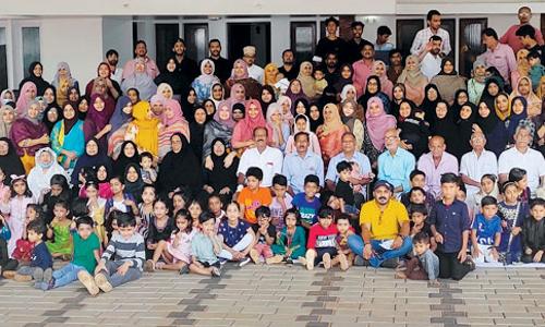 Family reunion in Thottilakath