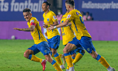 ഇഞ്ച്വറി സമയത്ത് ഗോൾ വഴങ്ങി ബ്ലാസ്റ്റേഴ്സ്; ഇന്ത്യൻ എൽക്ലാസിക്കോ സമനിലയിൽ