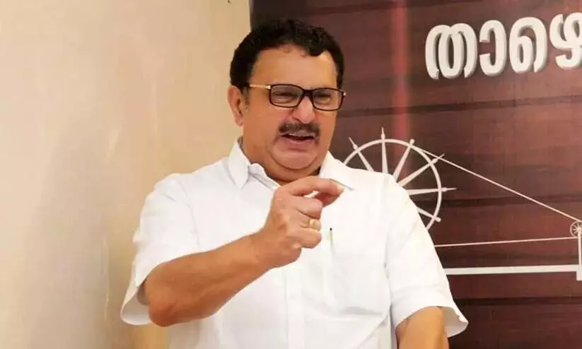 Dont be so scared, I doubt the Chief Minister has a single chunk