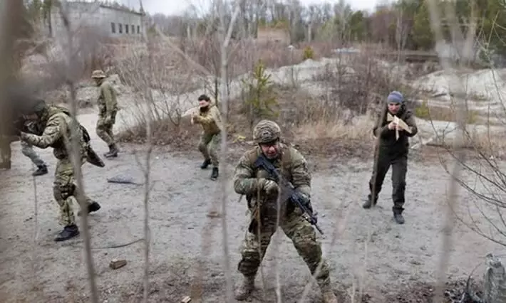 India Advises All Citizens, Students To Leave Ukraine Temporarily India Advises All Citizens, Students To Leave Ukraine Temporarily