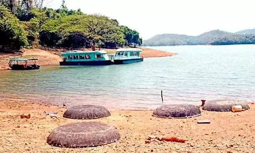 പ​ര​പ്പാ​ർ ഡാം സ​വാ​രി: ടിക്കറ്റ് കൗണ്ടർ പുനഃസ്ഥാപിച്ചില്ല