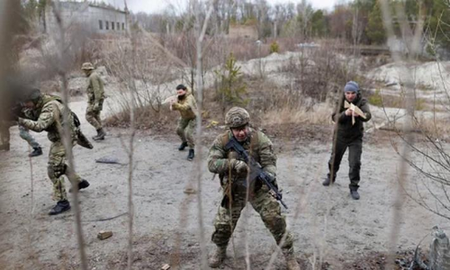 India Advises All Citizens, Students To Leave Ukraine Temporarily India Advises All Citizens, Students To Leave Ukraine Temporarily