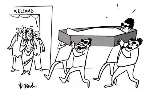 വരൻ ശവപ്പെട്ടിയിൽ; കൂട്ടുകാരൻ കട്ടിലിനടിയിൽ വരൻ ശവപ്പെട്ടിയിൽ; കൂട്ടുകാരൻ കട്ടിലിനടിയിൽ