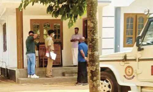 എസ്.എച്ച്.ഒക്ക് എതിരായ പരാതി: മൊഴിയെടുക്കാൻ എസ്.എച്ച്.ഒയുടെ സാന്നിധ്യത്തിൽ എസ്.ഐ; വിസമ്മതിച്ച് പരാതിക്കാരൻ