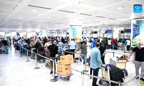 നിയന്ത്രണം നീക്കിയ ആദ്യദിനം 23000 യാത്രക്കാർ നിയന്ത്രണം നീക്കിയ ആദ്യദിനം 23000 യാത്രക്കാർ