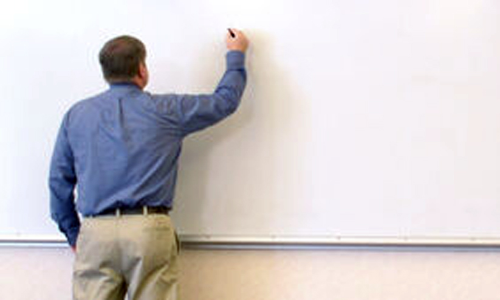 വിദ്യാഭ്യാസ മന്ത്രാലയം 1000 അധ്യാപകരെ നിയമിക്കുന്നു