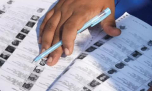 വോട്ടിങ് ​ക്രമക്കേട്; റിപ്പോർട്ട് തേടി