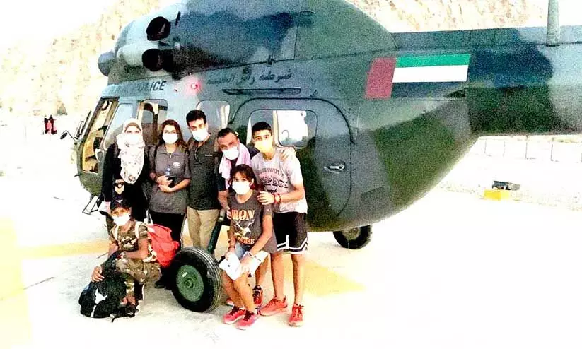 വാദി ഖുദാ പര്‍വതനിരയില്‍ കുടുങ്ങിയ ഏഴു പേരെ രക്ഷപ്പെടുത്തി