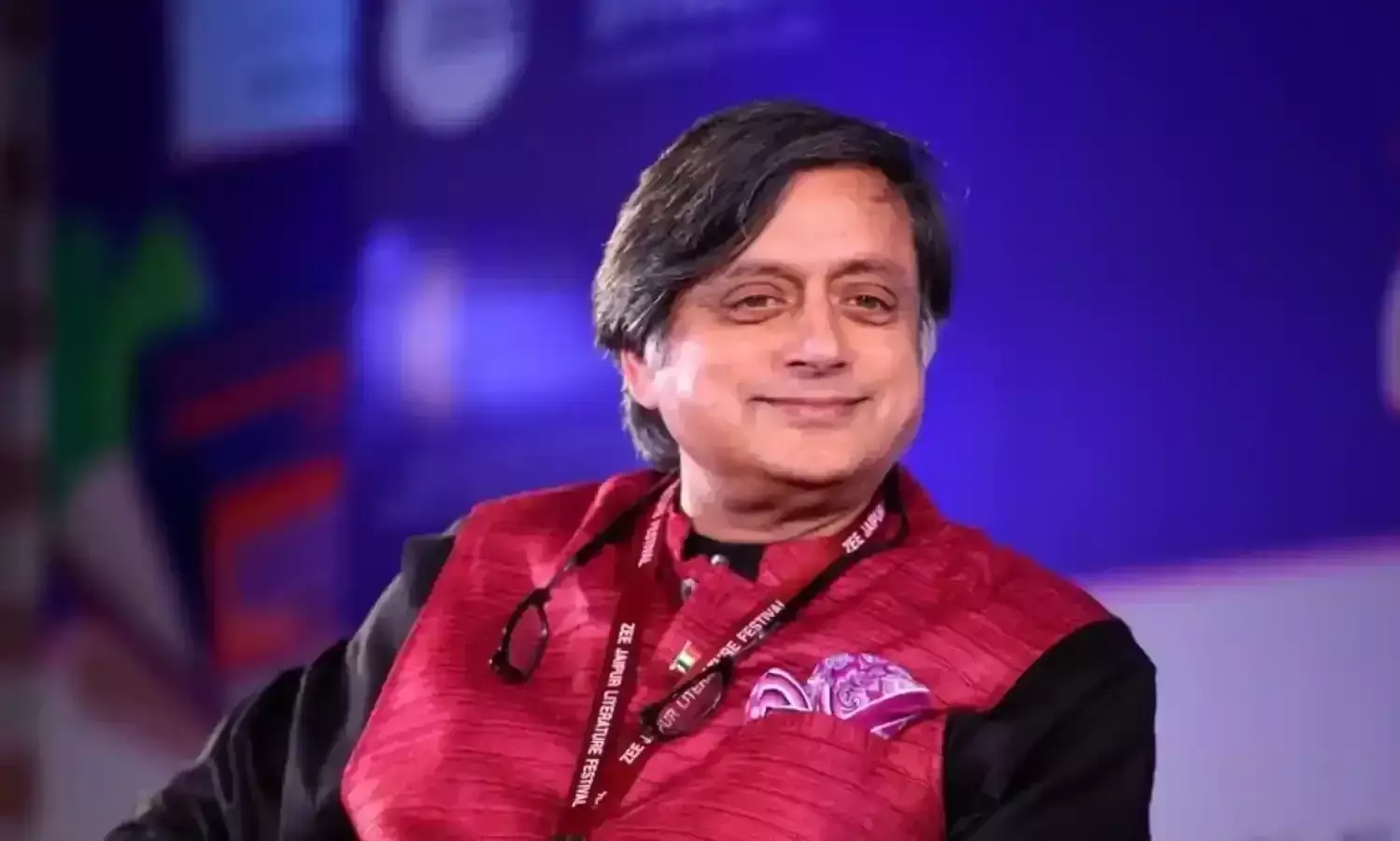 മോദിയെ ടി.വി സംവാദത്തിന് ക്ഷണിച്ച് ഇമ്രാൻ; മൂന്നാം ലോക യുദ്ധത്തിനാണ് ചാനൽ അവതാരകർക്ക് താൽപര്യമെന്ന് ശശി തരൂർ മോദിയെ ടി.വി സംവാദത്തിന് ക്ഷണിച്ച് ഇമ്രാൻ; മൂന്നാം ലോക യുദ്ധത്തിനാണ് ചാനൽ അവതാരകർക്ക് താൽപര്യമെന്ന് ശശി തരൂർ