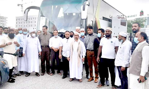 ഉംറ സർവിസിന്​ തുടക്കം; ആദ്യസംഘം പുറപ്പെട്ടു