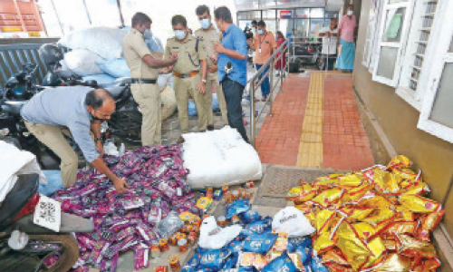 കണ്ണൂരില്‍ രണ്ടുലോറി പാൻ ഉൽപന്നങ്ങൾ പിടികൂടി