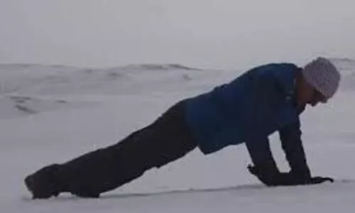 മൈനസ് 30 ഡിഗ്രിയിൽ 65 പുഷ് അപ്പുകൾ; ഐ.ടി.ബി.പി ഉദ്യോഗസ്ഥന് കൈയടിച്ച് സോഷ്യൽ മീഡിയ