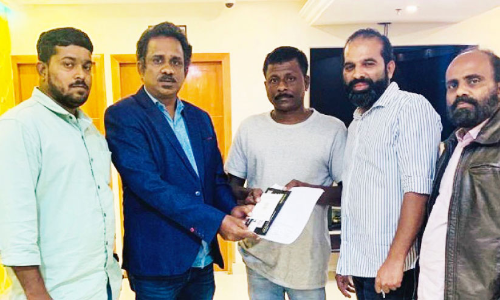 ഹൗ​സ്‌ ഡ്രൈ​വ​റായെ​ത്തി ദുരിതത്തി​ലാ​യ കൊ​ല്ലം സ്വ​ദേ​ശി നാ​ട​ണ​ഞ്ഞു